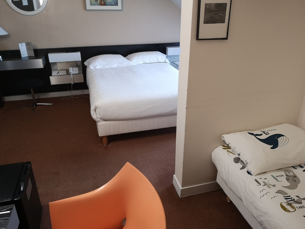 9-chambre familiale 4 personnes photo 1