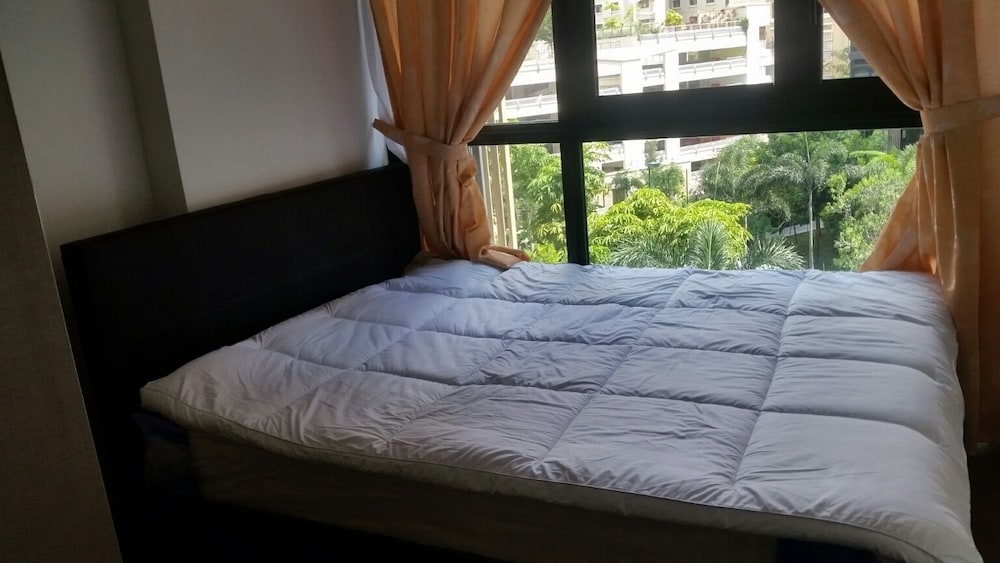 Comfort Condo, 1 Queen Bed photo 1