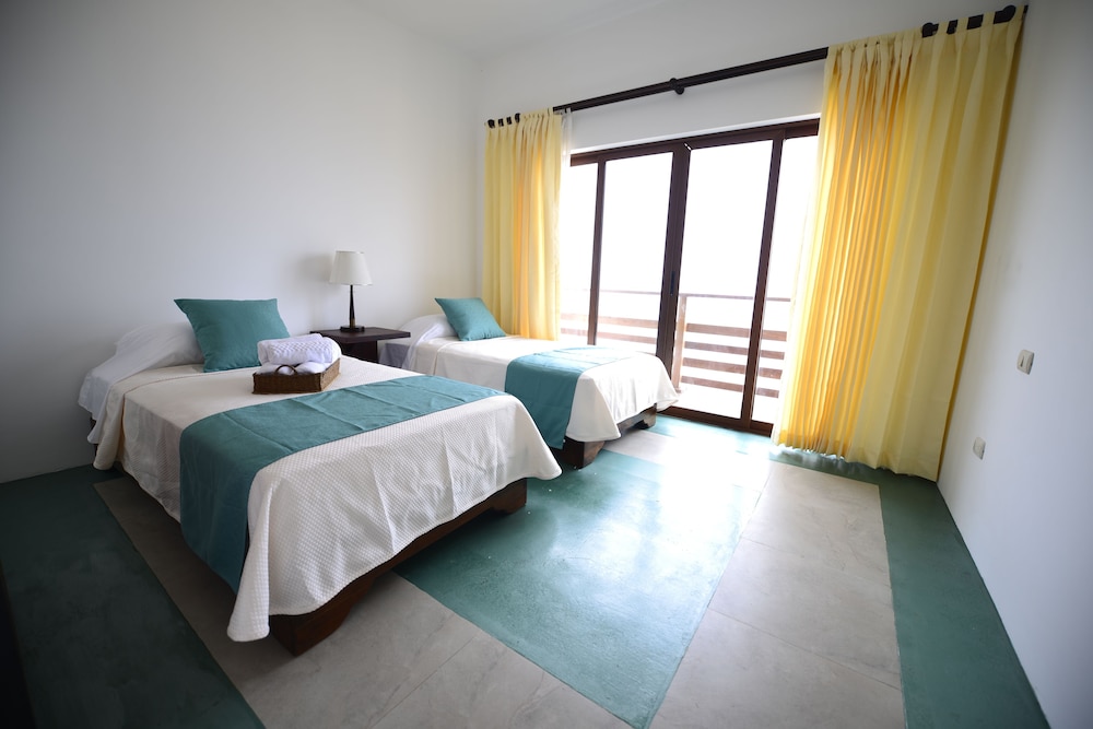 Double or Twin Room, Balcony, Sea View photo 1