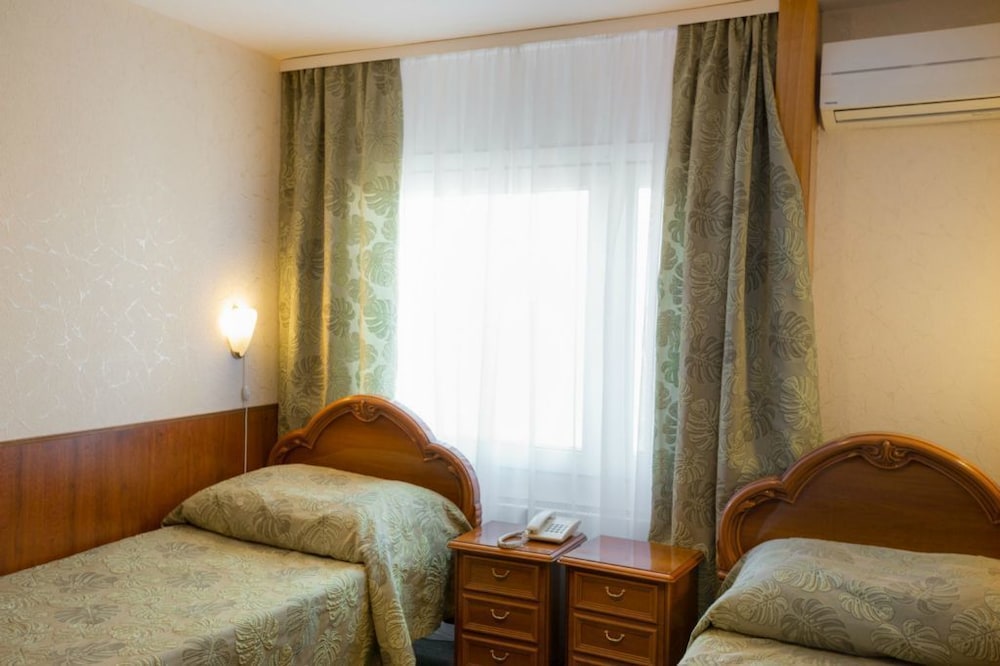 Twin Room, 2 Twin Beds, Non Smoking, City View photo 2