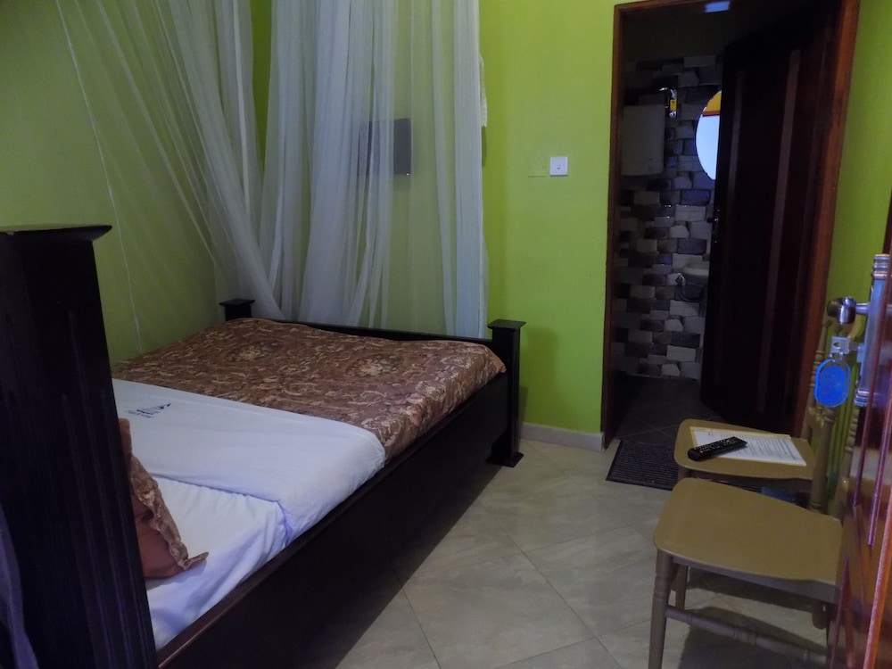 Single Room photo 1