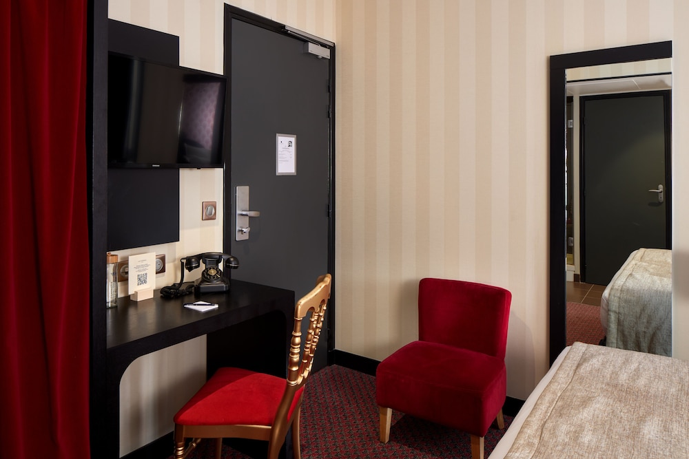 Classic Room, 1 Queen Bed photo 2