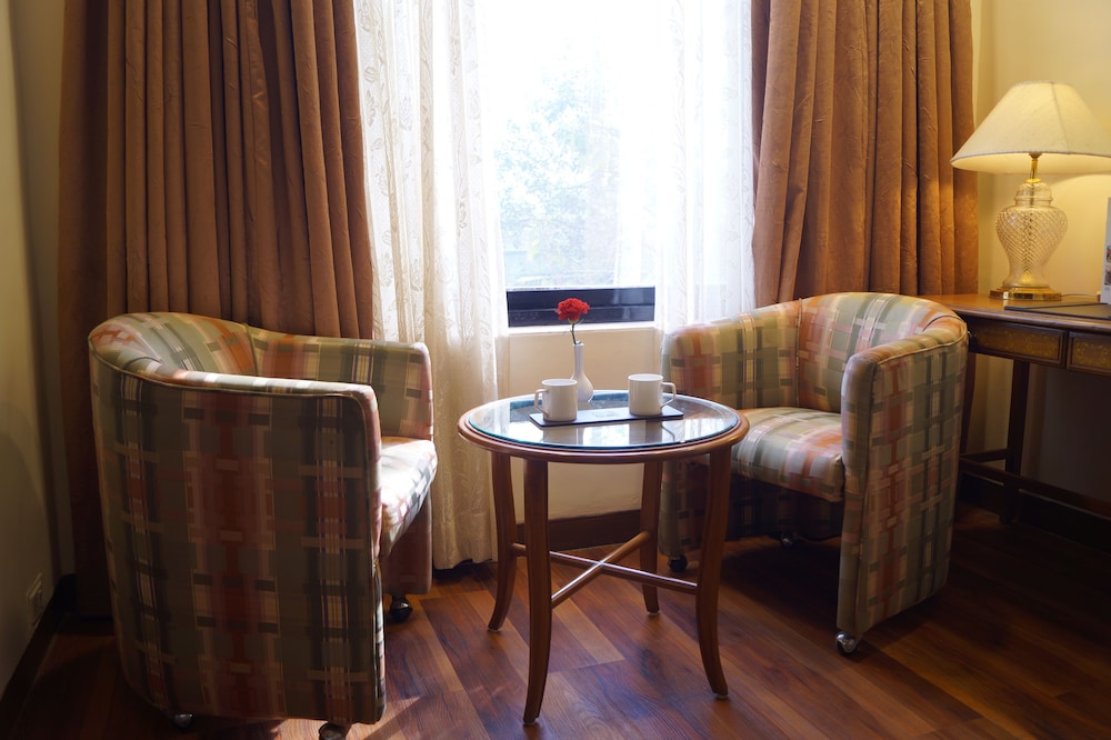 Deluxe Room - Photo 5