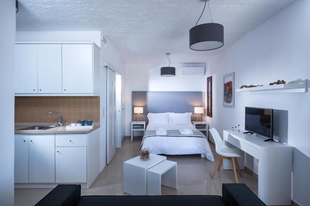 Deluxe Suite for Four