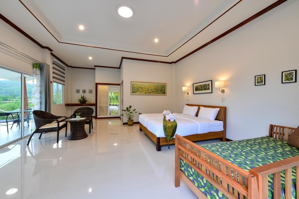 Studio Suite, Accessible photo 1