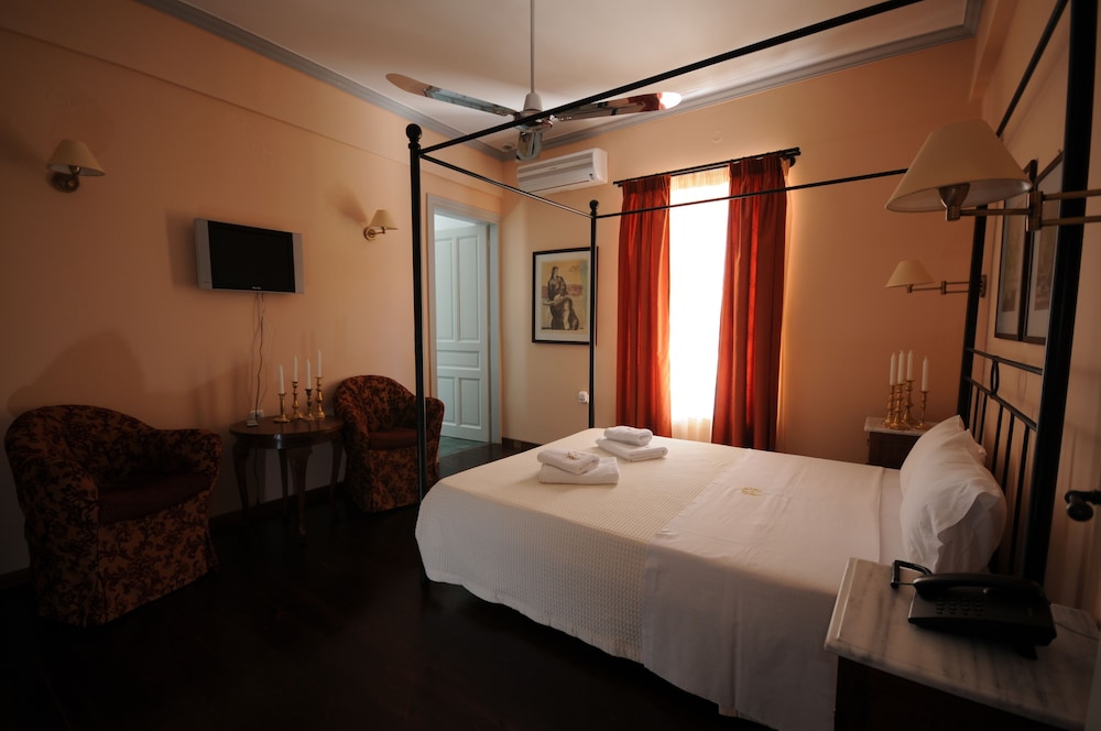 Family Quadruple Room, 2 Bedrooms, Non Smoking
