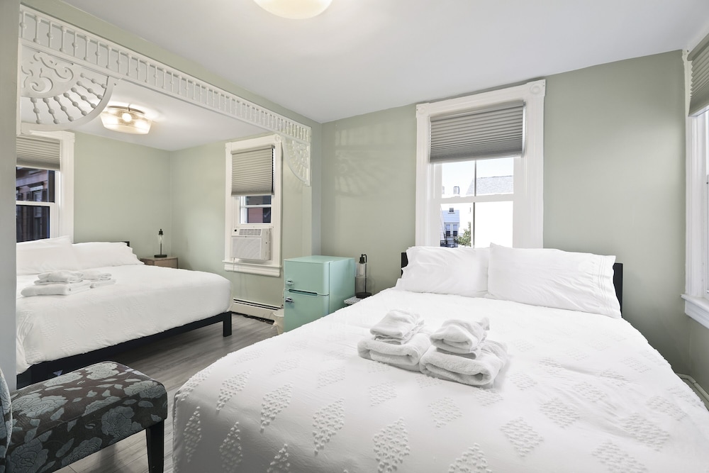 Standard Quadruple Room, Ensuite (Beach Garden Room)