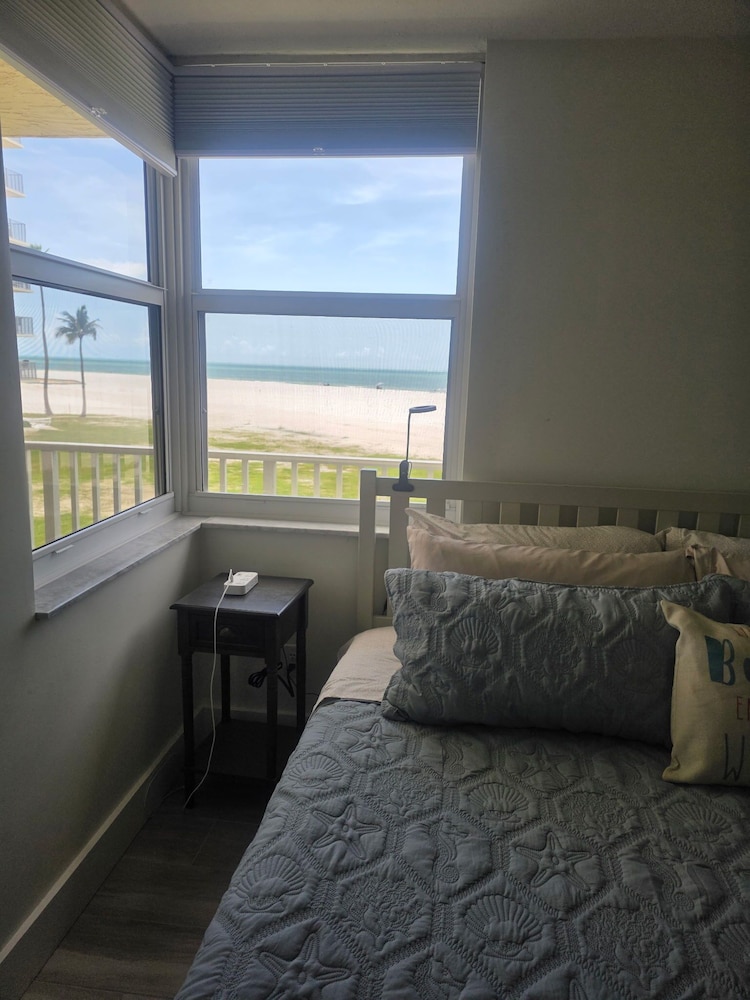 Beachfront w Stunning Views Modern Bright, Foto 2