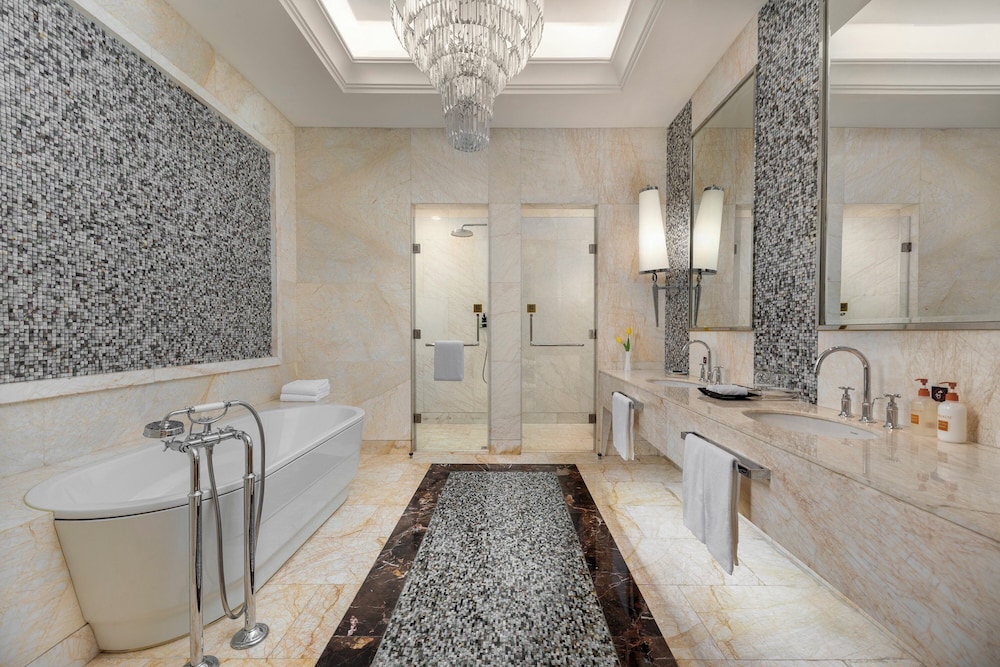 Presidential Suite photo 1