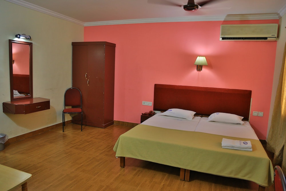 STANDARD ROOM NON SMOKING SINGLE USE ( AC ). photo 3