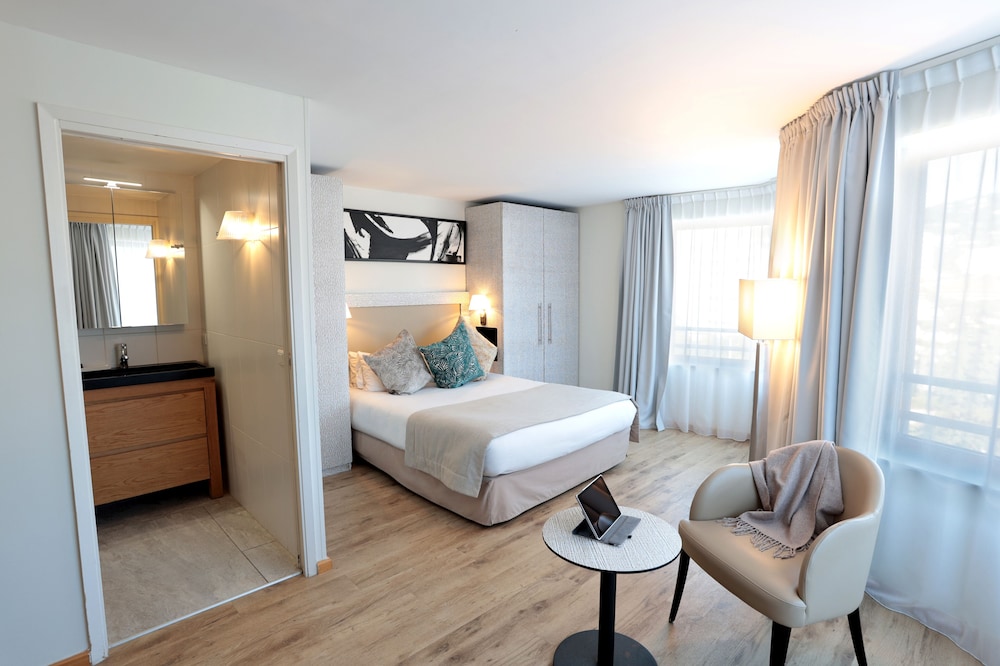 Triple Room (Privilege)