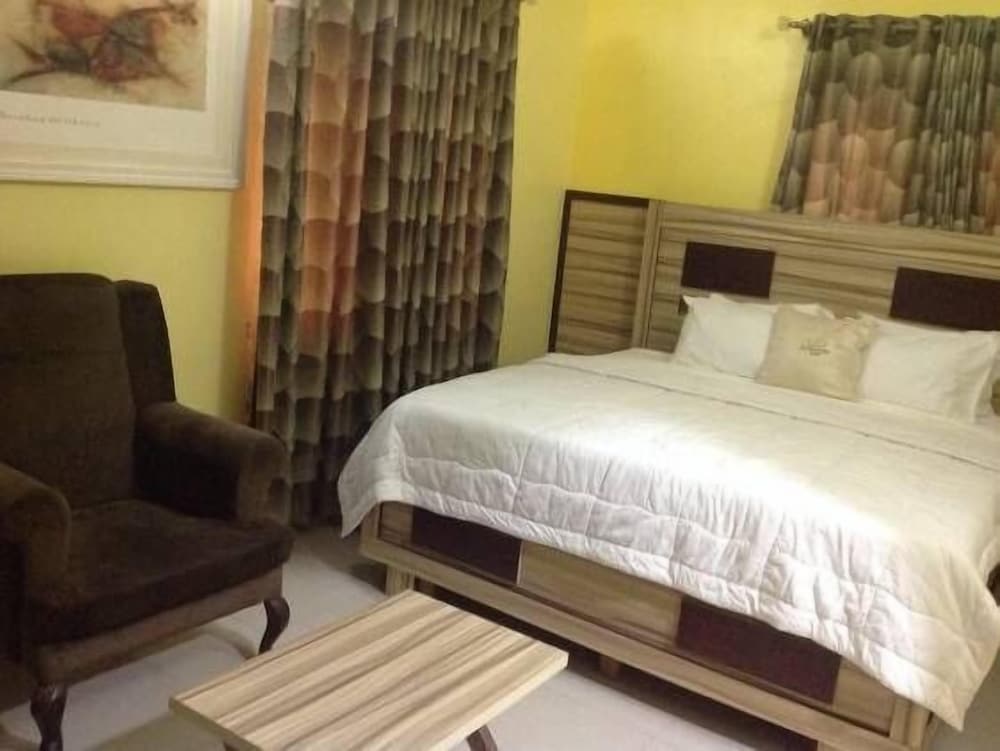 Comfort Room photo 2