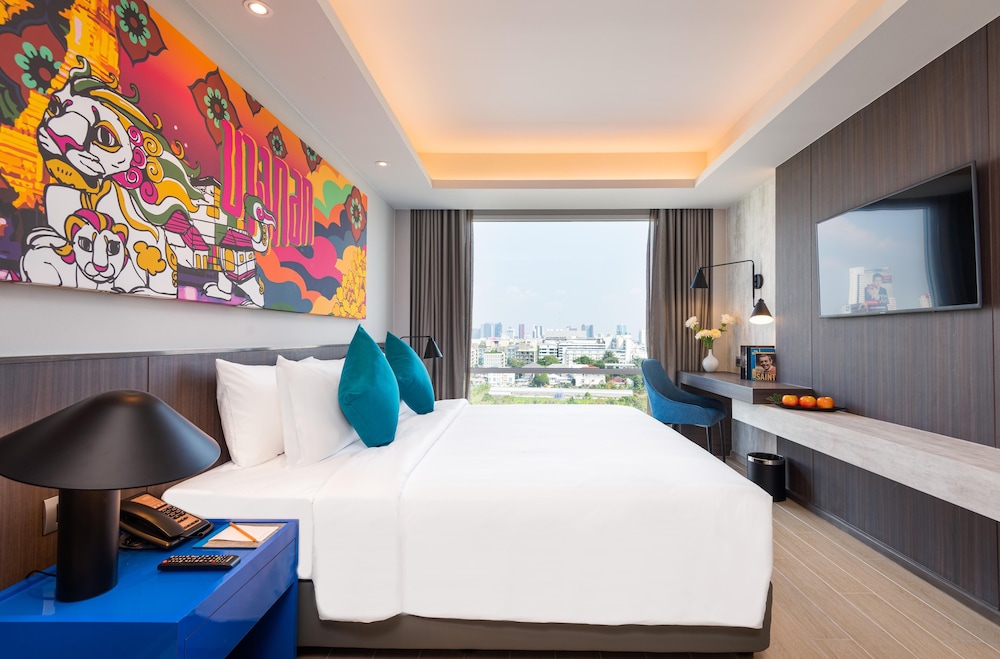 Grand Deluxe Garden View King Room photo 3