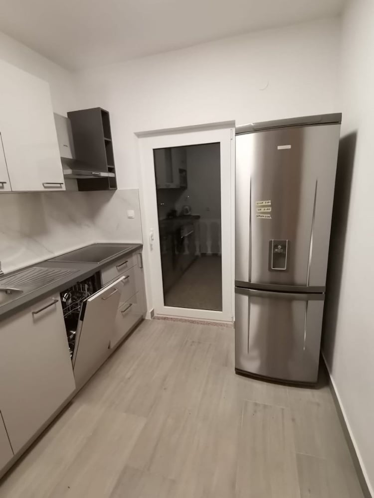 Apartment (Miljenko - 100 m from the beach - A2()
