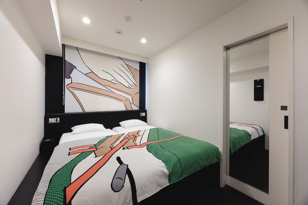 Hollywood Twin Room, Non Smoking photo 1