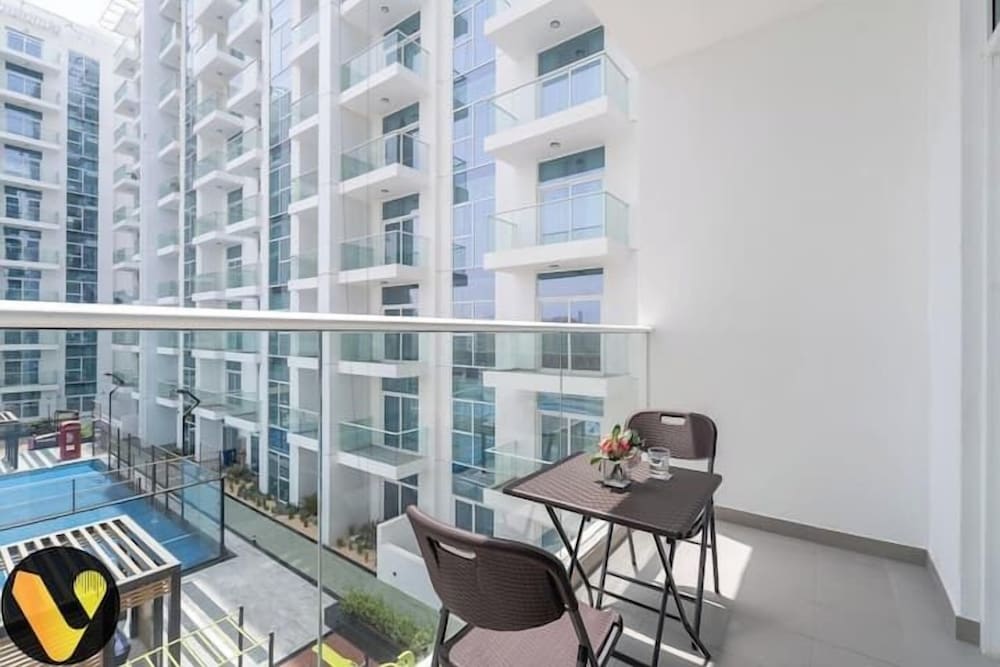 Luxury Apartment, Balcony, Pool View photo 3