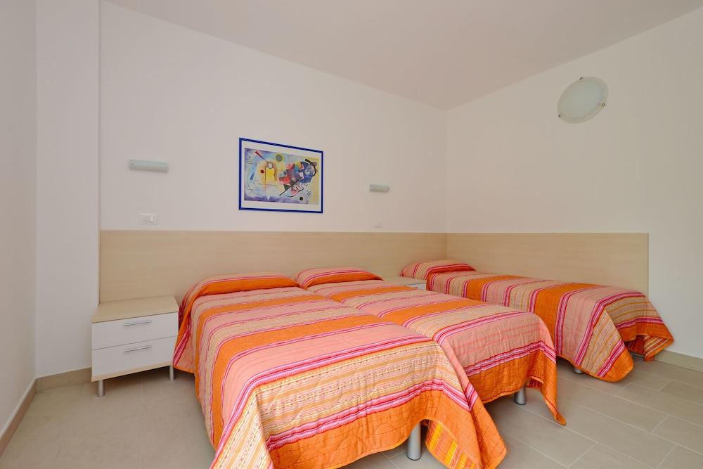 Apartment, 2 Bedrooms (C7) (A) photo 1
