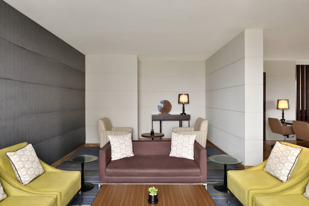 Executive Room, 1 King Bed, City View Executive Room, 1 King Bed, City View