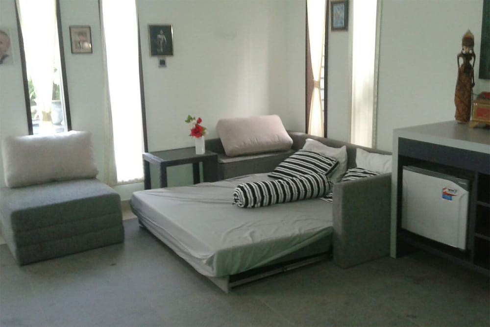Family Room, Terrace photo 1