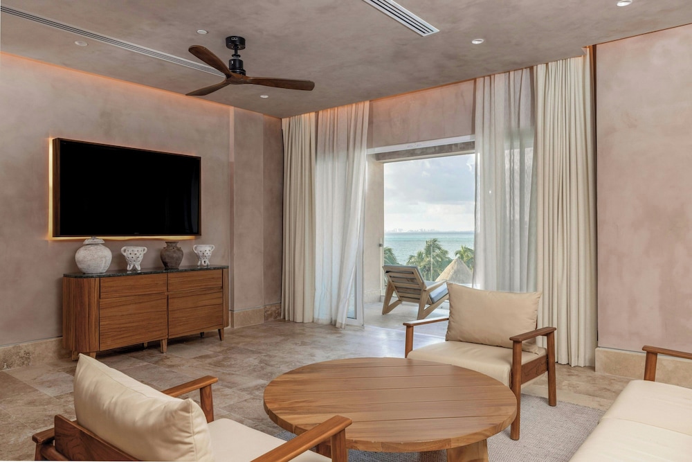Suite, 1 King Bed, Ocean View (Master Duplex, Plunge Pool)