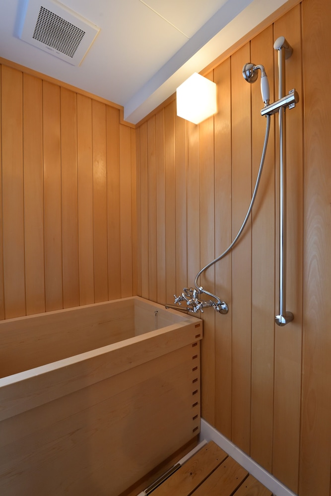 Deluxe Twin Room, Women only, Non Smoking photo 3