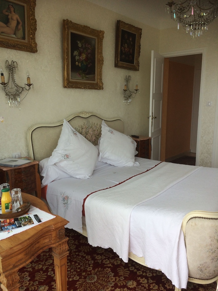 Double Room (Romantique) photo 1