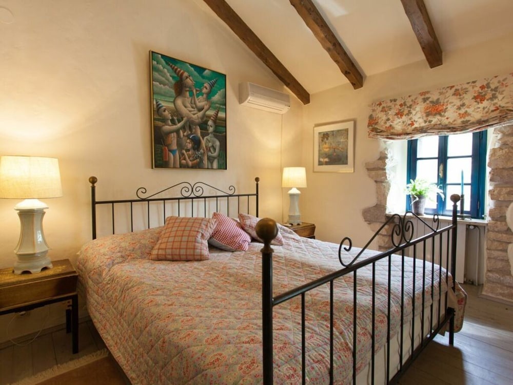House photo 2