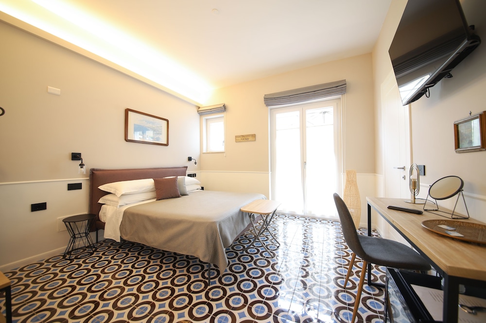 Design Double Room, Terrace, Ground Floor - Photo 13