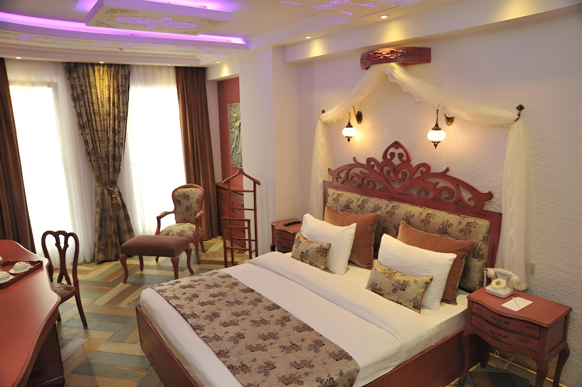 Deluxe Suite photo 3