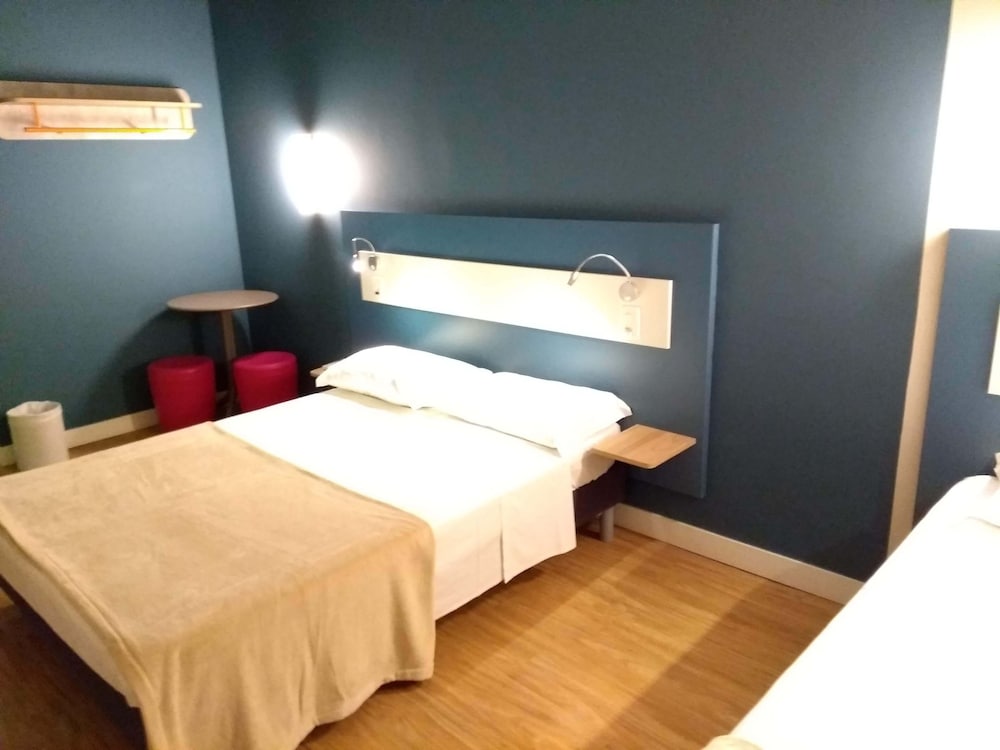 Standard Apartment, Multiple Beds photo 2