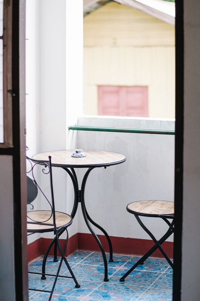 Double Room with Balcony - Photo 22