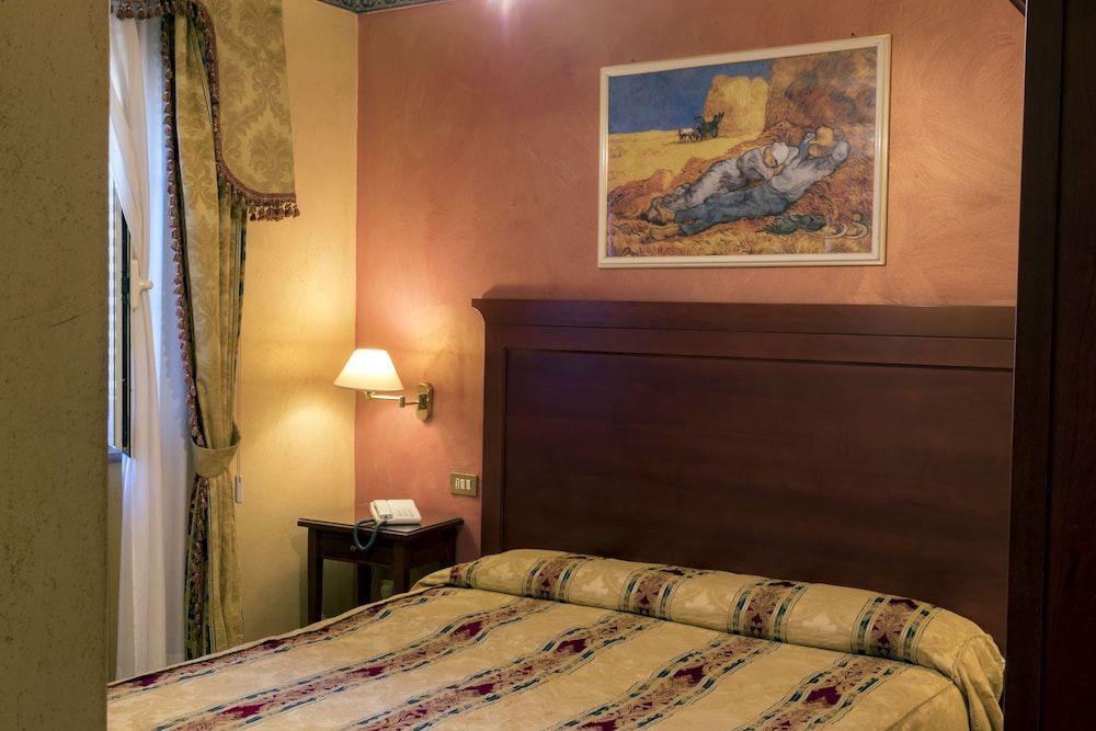 Basic Room - Photo 1