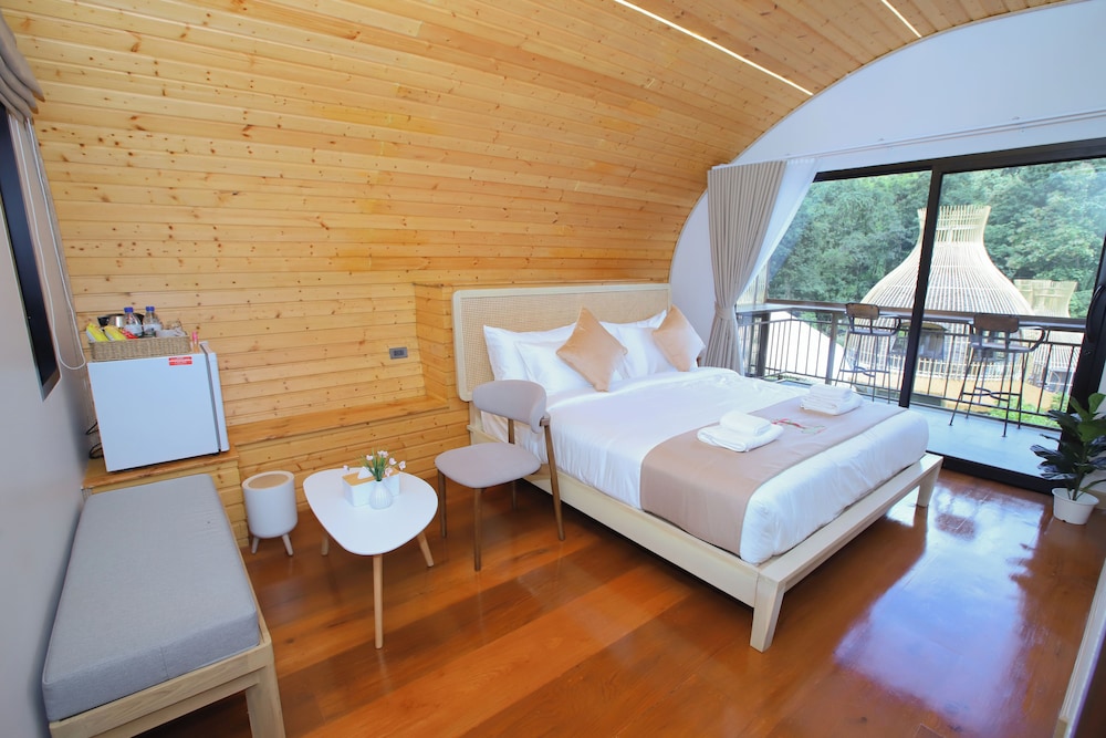 Standard Room - Photo 11