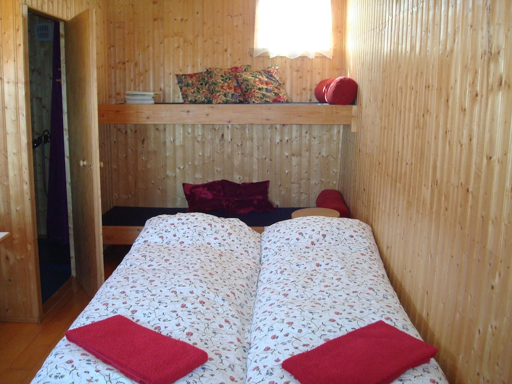 Cabin photo 1