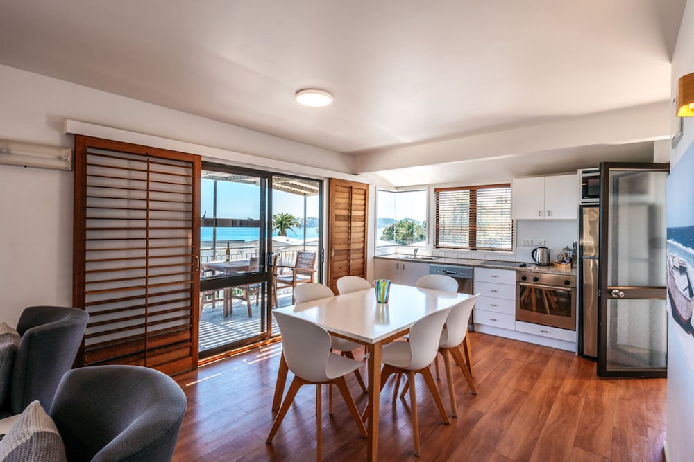 Two Bedroom Apartment with Ocean View - Photo 8