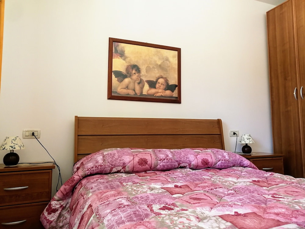 Apartment, Multiple Beds, Garden View photo 2