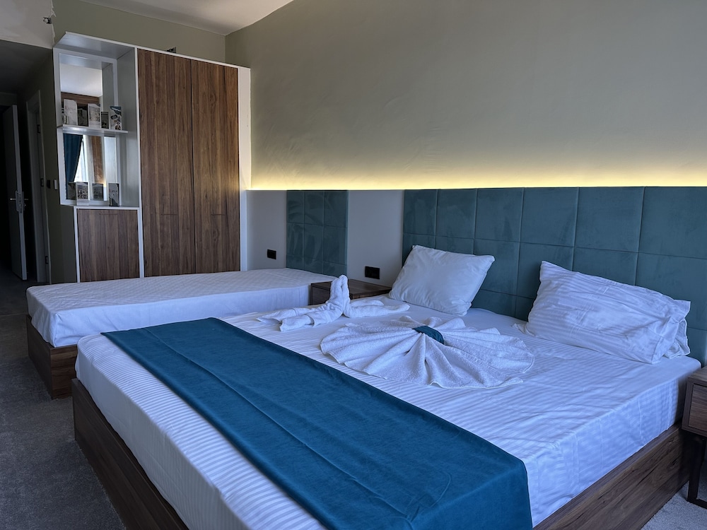 Triple Room photo 2