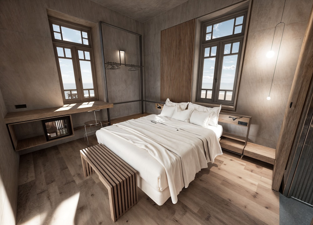 Deluxe Double or Twin Room, City View