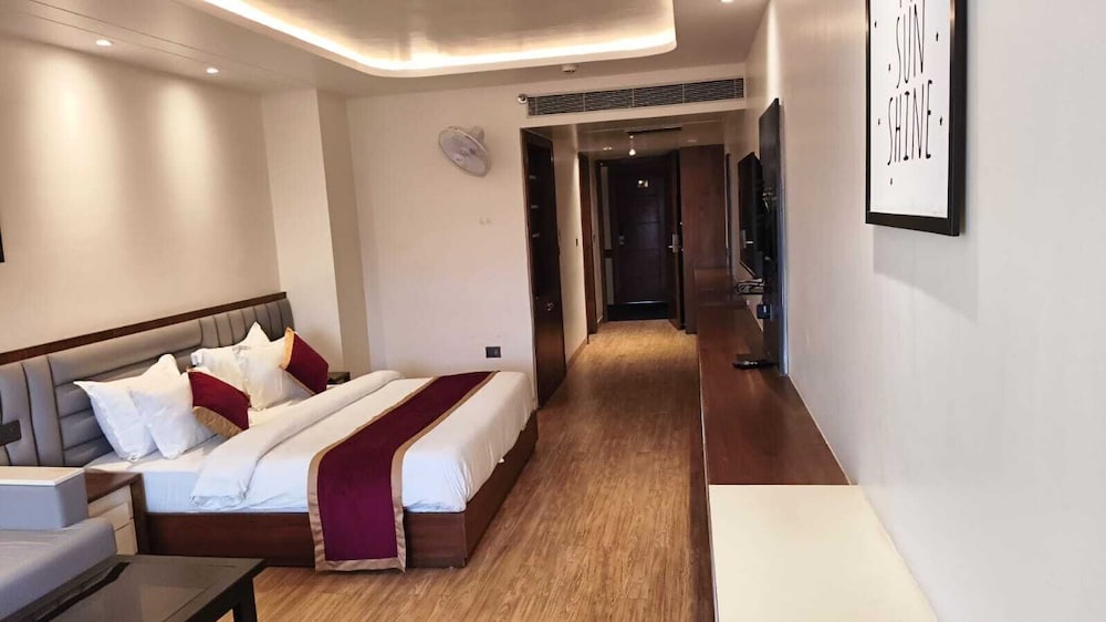 Executive Studio Suite