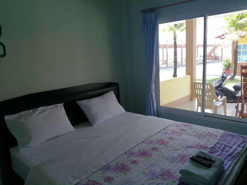 Standard Double Room photo 3