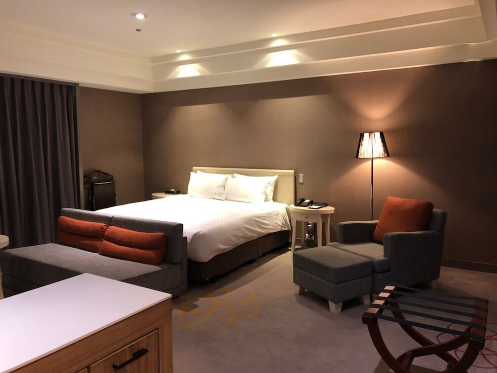 Executive Room - Photo 4