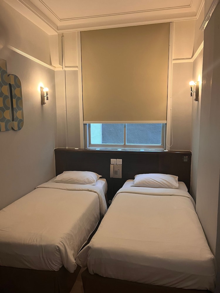 Standard Twin Room photo 1