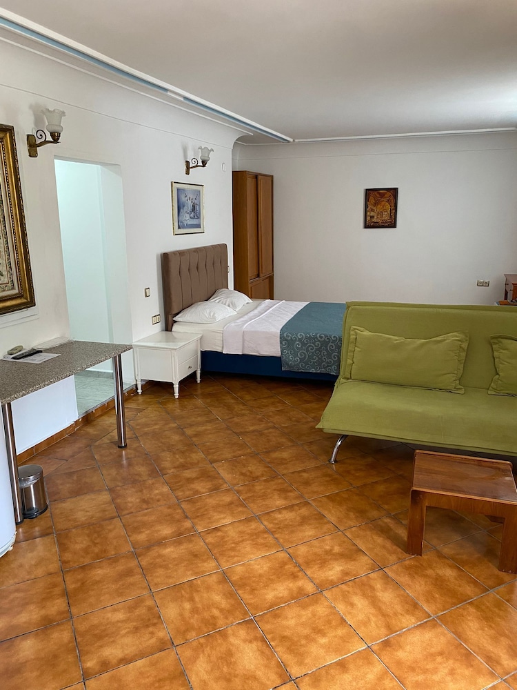 Studio Room With Pool View