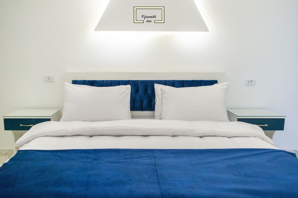 Standard Room, 1 Queen Bed