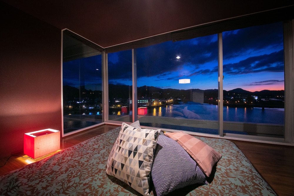 Japanese Style Suite, River View photo 1