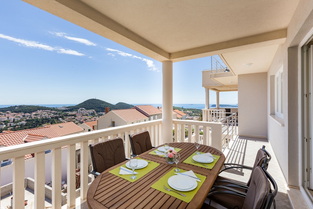 Deluxe Apartment, 2 Bedrooms, Private Bathroom, Sea View