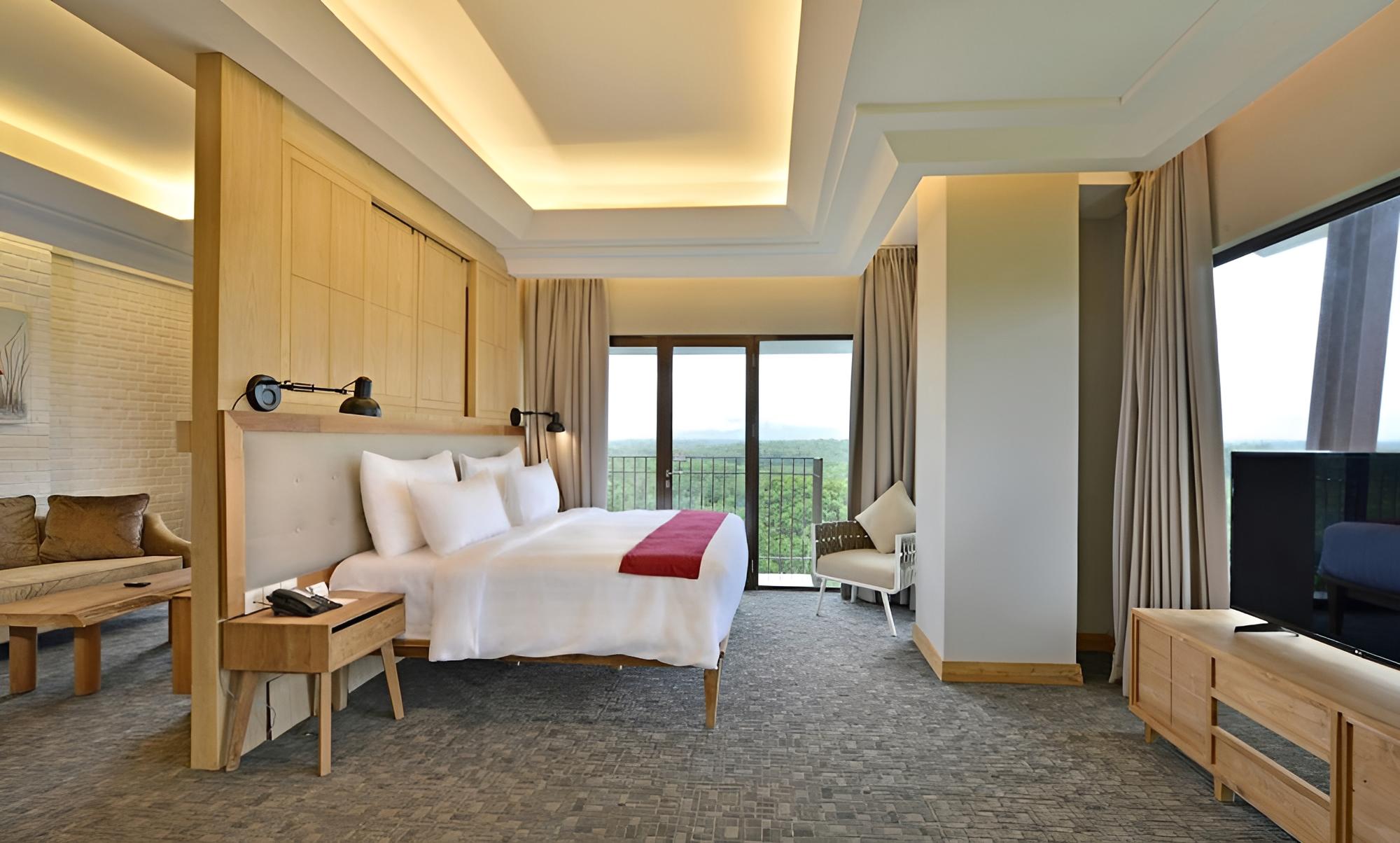 Suite, 1 Double Bed photo 1
