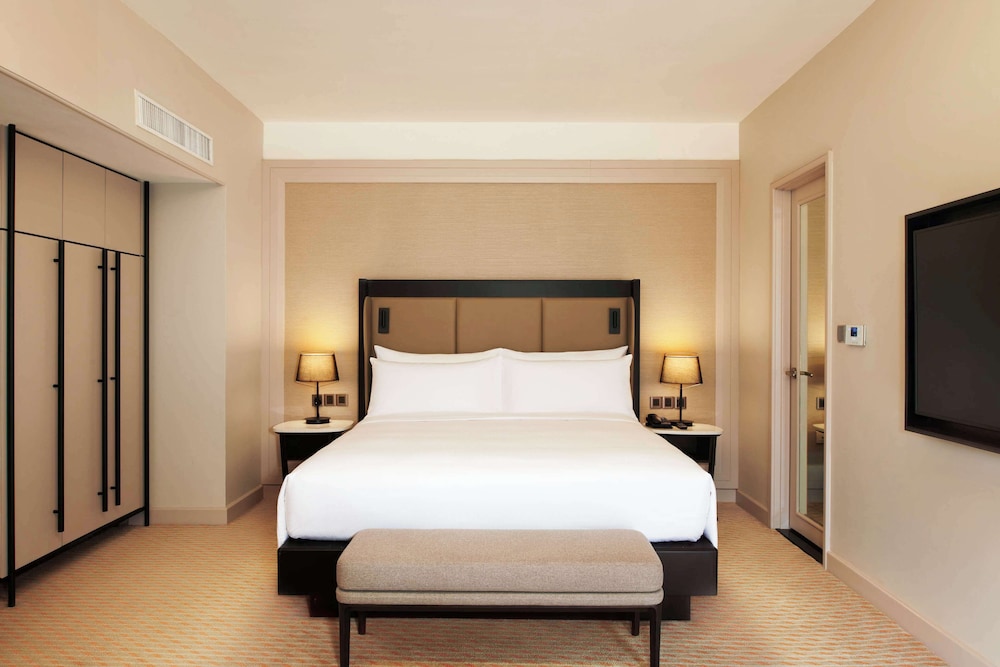 King Premium Suite River View - Photo 4