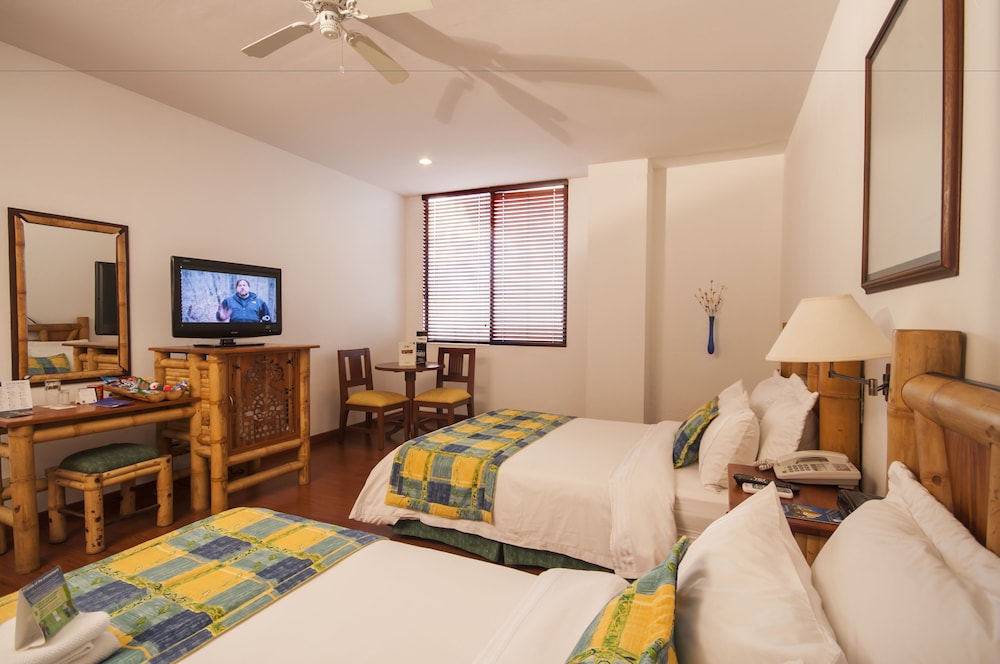 Superior Twin Room photo 2