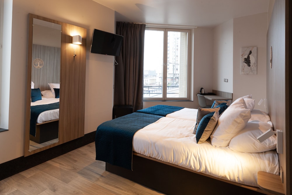Deluxe Twin Room photo 2